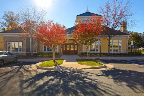 21799 Crescent Park Sq, Broadlands, VA 20148 photo 5