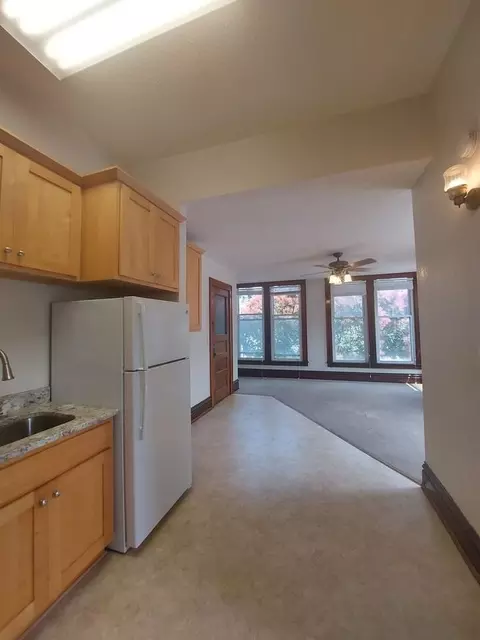 91 Victoria St S, Saint Paul, MN 55105