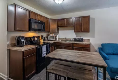 405 Beech St, Clarksville, TN 37042