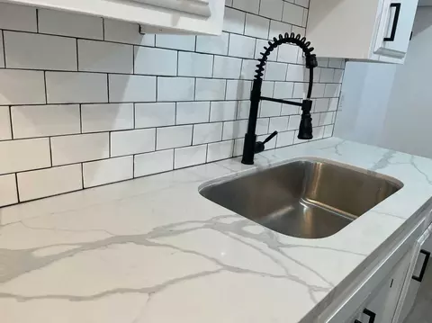 5549 Fulcher Ave, Los Angeles, CA 91601