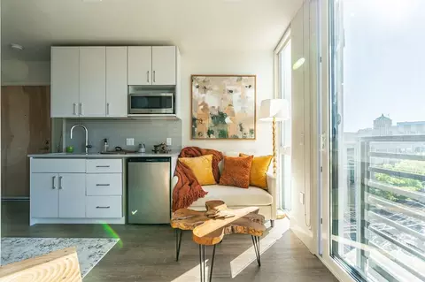 500 Broadway, Seattle, WA 98122