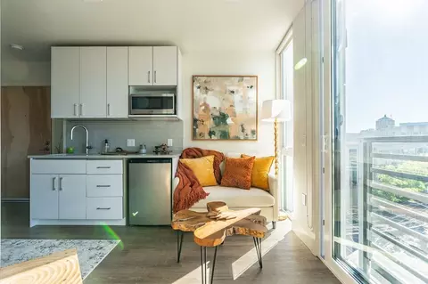 500 Broadway, Seattle, WA 98122