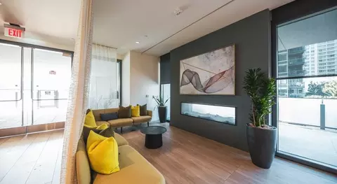 1120 S Grand Ave, Los Angeles, CA 90015 photo 27