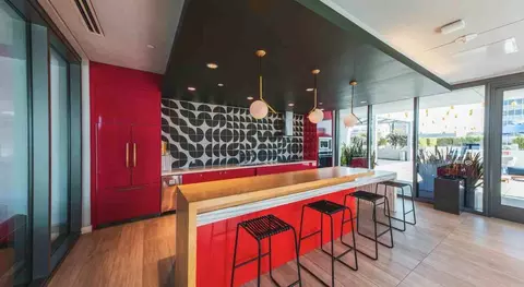 1120 S Grand Ave, Los Angeles, CA 90015 photo 17