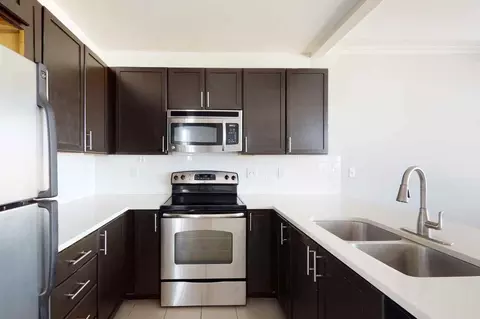 214 E Armour Blvd, Kansas City, MO 64111 photo 3