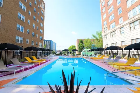 214 E Armour Blvd, Kansas City, MO 64111 photo 14