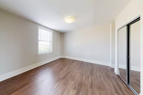 214 E Armour Blvd, Kansas City, MO 64111 photo 10