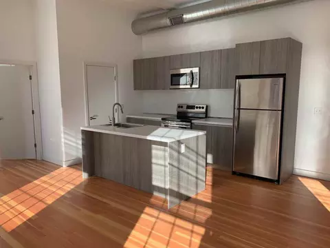 40 Sprague St, Providence, RI 02907