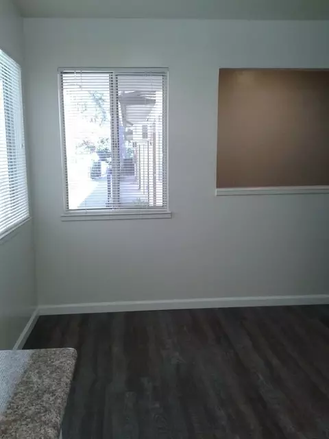 2208 H St, Sacramento, CA 95816