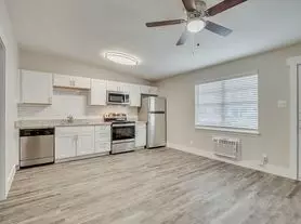 507 Cora St, Arlington, TX 76011 photo 3