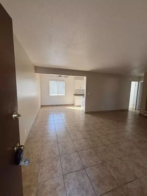 1765 Magnolia Ave, Long Beach, CA 90813
