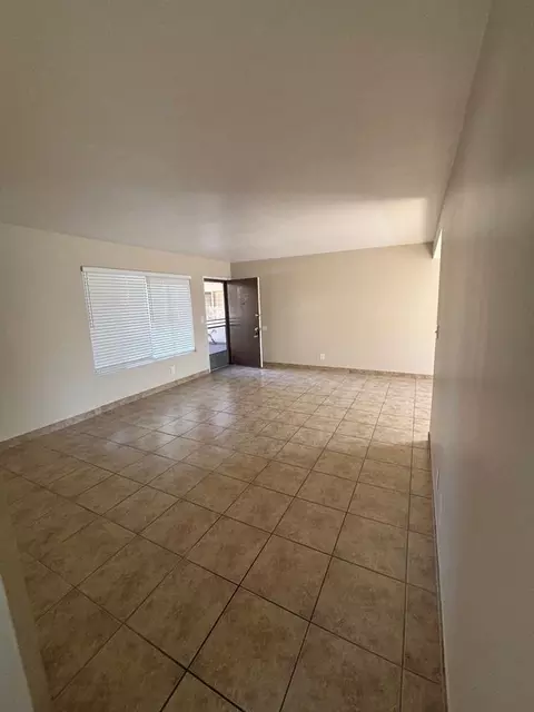1765 Magnolia Ave, Long Beach, CA 90813 photo 3