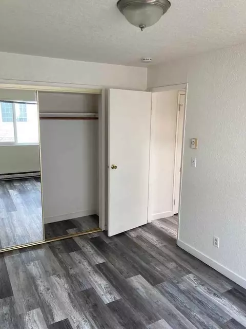 912 N 96th St, Seattle, WA 98103 photo 14