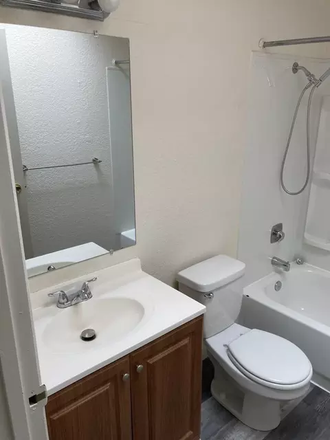912 N 96th St, Seattle, WA 98103 photo 12