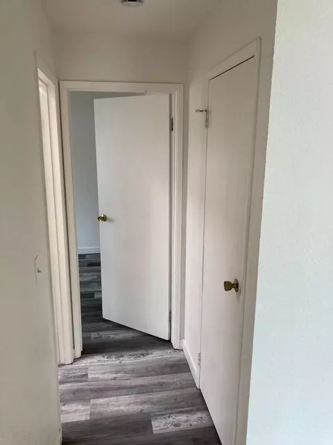912 N 96th St, Seattle, WA 98103 photo 10