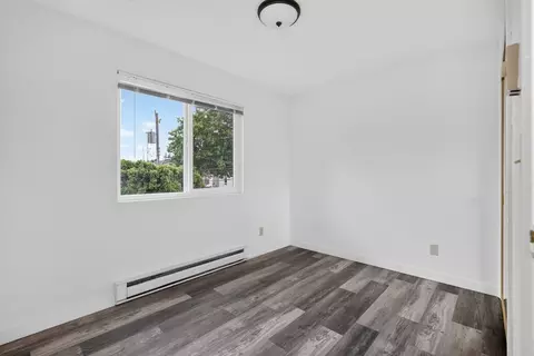 912 N 96th St, Seattle, WA 98103 photo 5