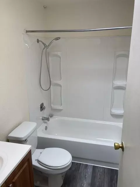 912 N 96th St, Seattle, WA 98103 photo 11