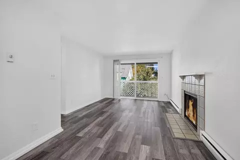 912 N 96th St, Seattle, WA 98103 photo 23