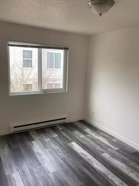 912 N 96th St, Seattle, WA 98103 photo 13