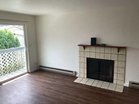 912 N 96th St, Seattle, WA 98103 photo 4