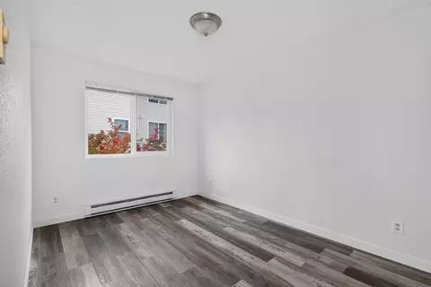 912 N 96th St, Seattle, WA 98103 photo 6