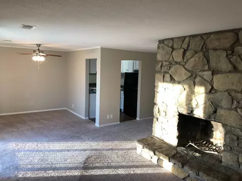 2111 Kasold Dr, Lawrence, KS 66047