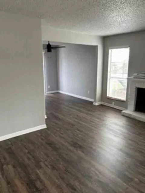 3005 W Walnut Hill Ln, Irving, TX 75038 photo 18