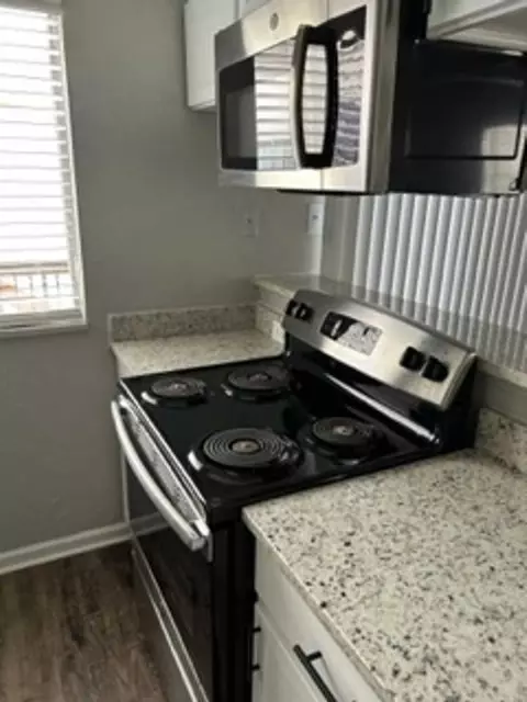 3005 W Walnut Hill Ln, Irving, TX 75038 photo 17
