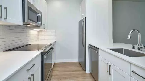 521 S Weller St, Seattle, WA 98104 photo 5