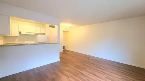 2500 2nd Ave, Sacramento, CA 95818