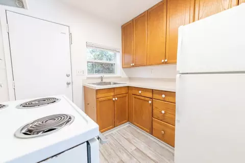 5108 NE Killingsworth St, Portland, OR 97218