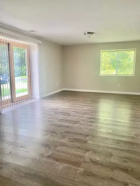 4000 N Main St, Fall River, MA 02720