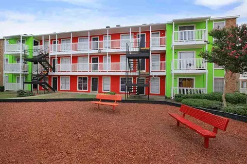 3333 Webb Chapel Ext, Dallas, TX 75220