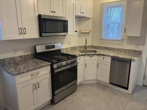 124 Leo Ave, North Providence, RI 02904