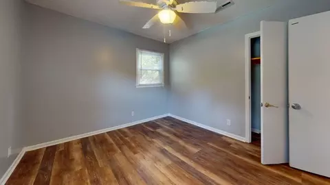 2401 Knickerbocker Dr, Charlotte, NC 28212
