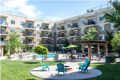 60 S Main St, Layton, UT 84041