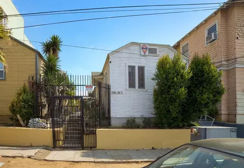 2401 W 10th St, Los Angeles, CA 90006