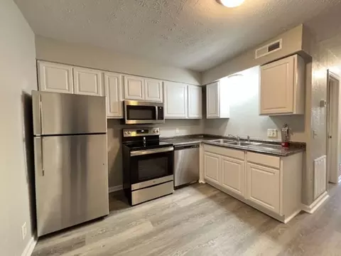 Copperwood Ln, Knoxville, TN 37923
