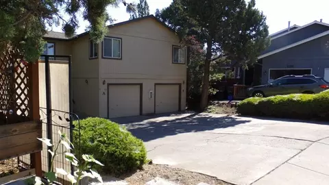 1133 NE Hidden Valley Dr, Bend, OR 97701