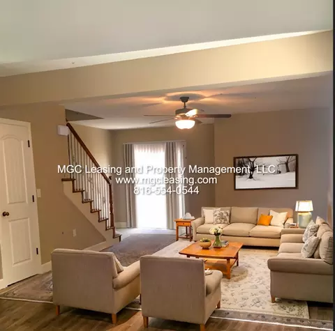 108 Barberry Ln, Raymore, MO 64083