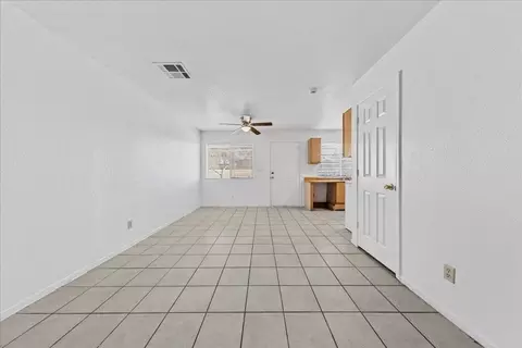 3719 Royal Crest St, Las Vegas, NV 89119