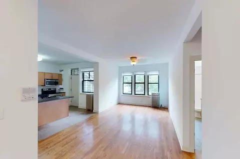 5326 S Greenwood Ave, Chicago, IL 60615