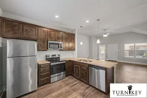 213 Stewart Bend Ct, Azle, TX 76020