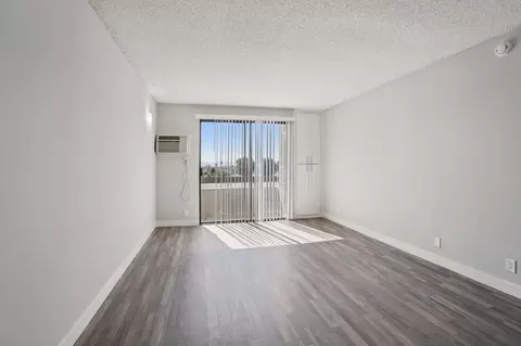 8525 Tobias Ave, Los Angeles, CA 91402 photo 39