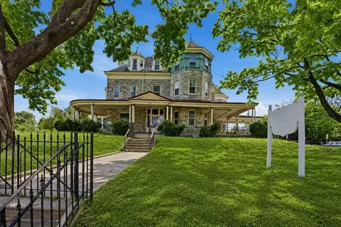 6012 Ridge Ave, Philadelphia, PA 19128