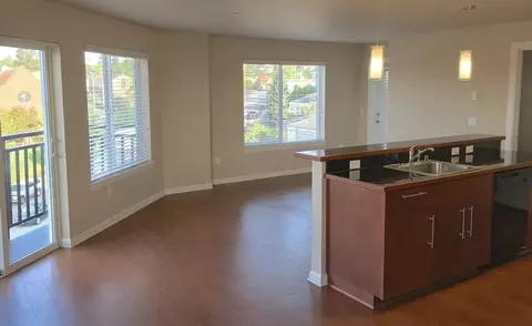 1400 N 80th St, Seattle, WA 98103