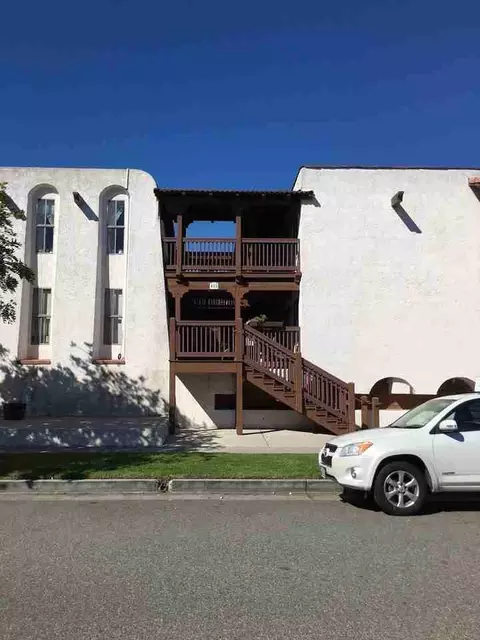 415 15th St, Huntington Beach, CA 92648