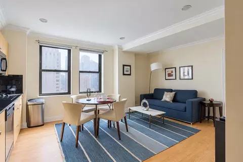 200 E 11th St, New York, NY 10003