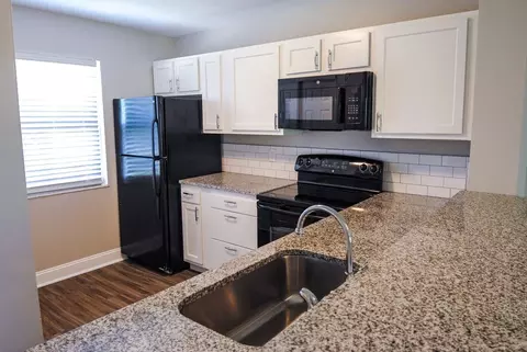 3565 Tates Creek Rd, Lexington, KY 40517