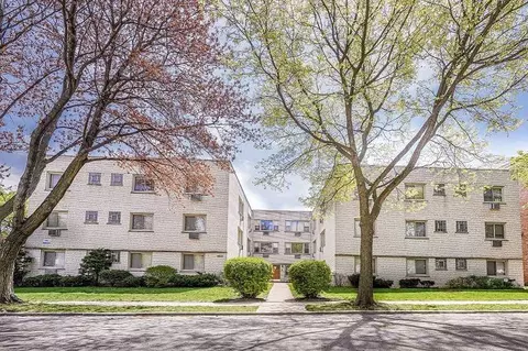 4630- 4611 Davis St, Skokie, IL 60076 photo 5